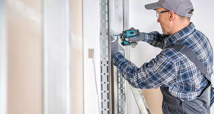 Sliding Door Latch Hardware Repair in Maitland, FL