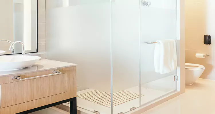 Expert Shower Door Fix and Repair in Maitland, FL