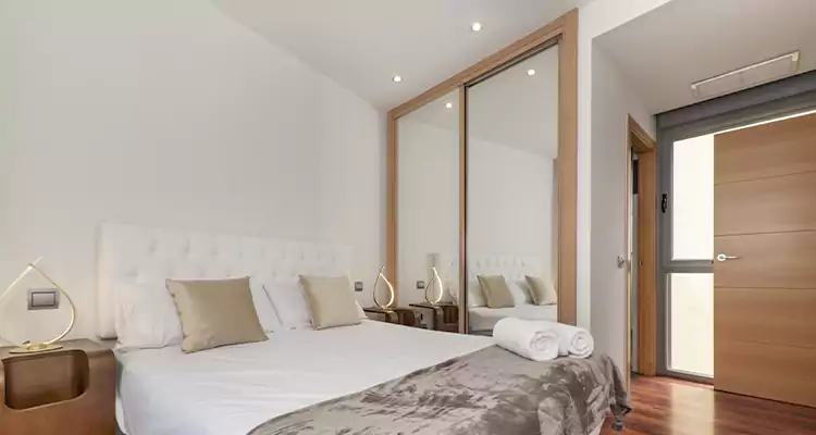 Sliding Wardrobe Door Mirror Replacement in Maitland, FL